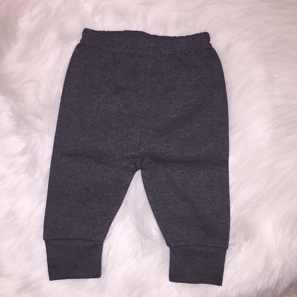 Last One - Newborn Boy 3-Piece Joggers Set (New) - Picture 5 of 8